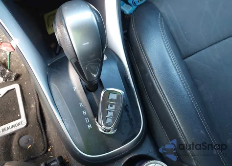 2019 Chevrolet Trax Lt z USA, uszkodzony, nr VIN KL7CJLSB0KB860415